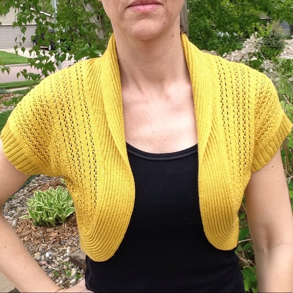 NEW YORK & COMPANY open knit shrug yellow S M - Picture 1 of 5